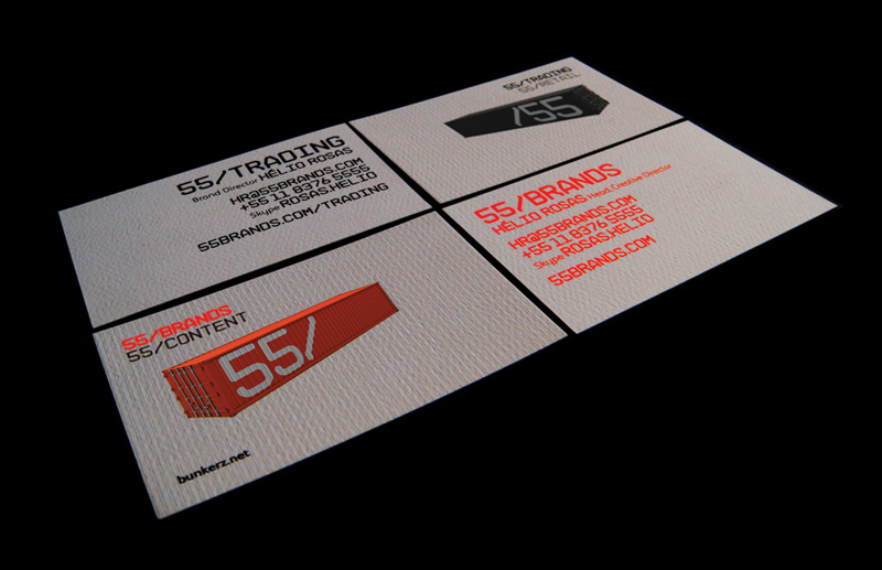 Conjunto de cartões da identidade 55_Brands para diferentes áreas da consultoria, incluindo 55_Trading, 55_Brands e 55_Content, organizadas por tipografia, cores e códigos visuais específicos.